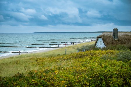 ahrenshoop ostsee reetdach